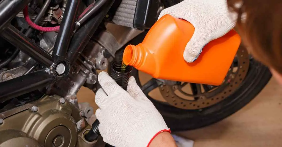 Can You Use Motorcycle Oil in a Scooter?