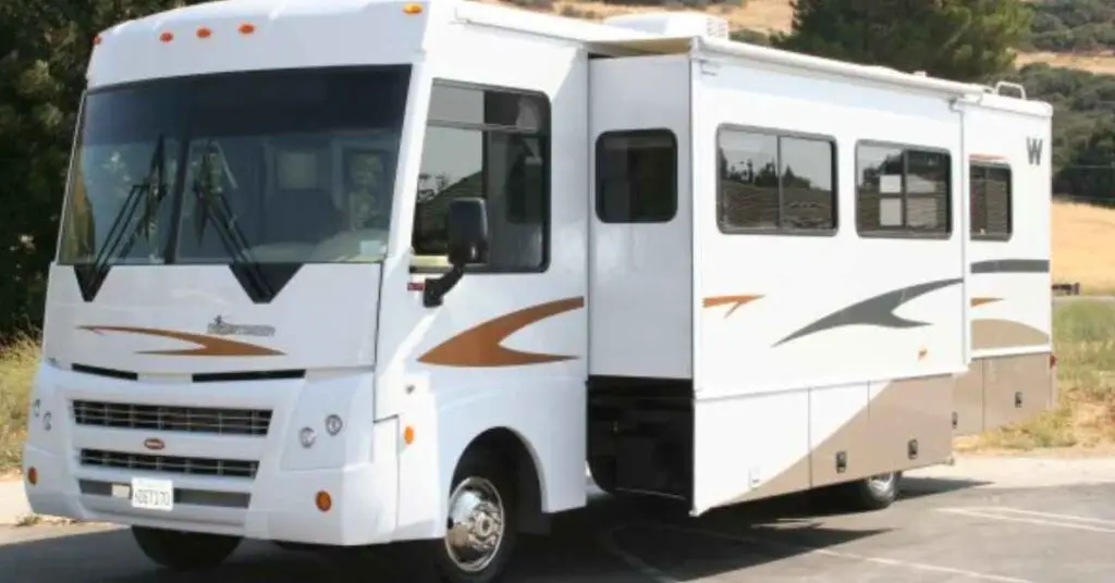 RV Slide Out Stuck on One Side (Solutions Included)