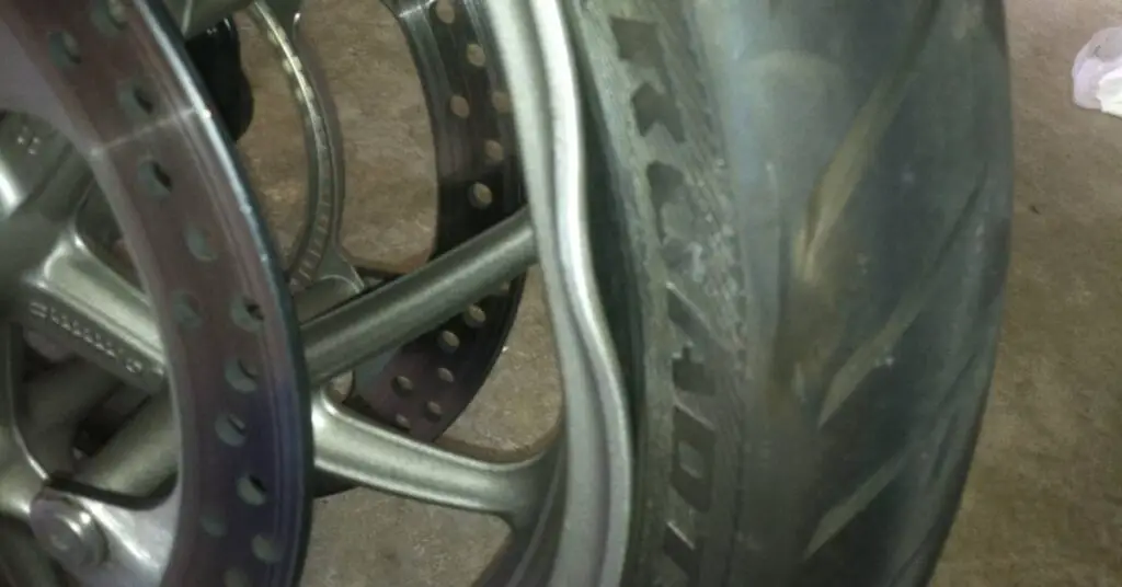 can-a-bent-motorcycle-rim-be-fixed-explained