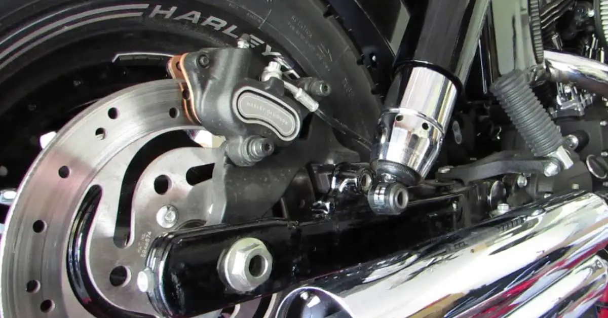 How Do Motorcycle Lowering Kits Work?