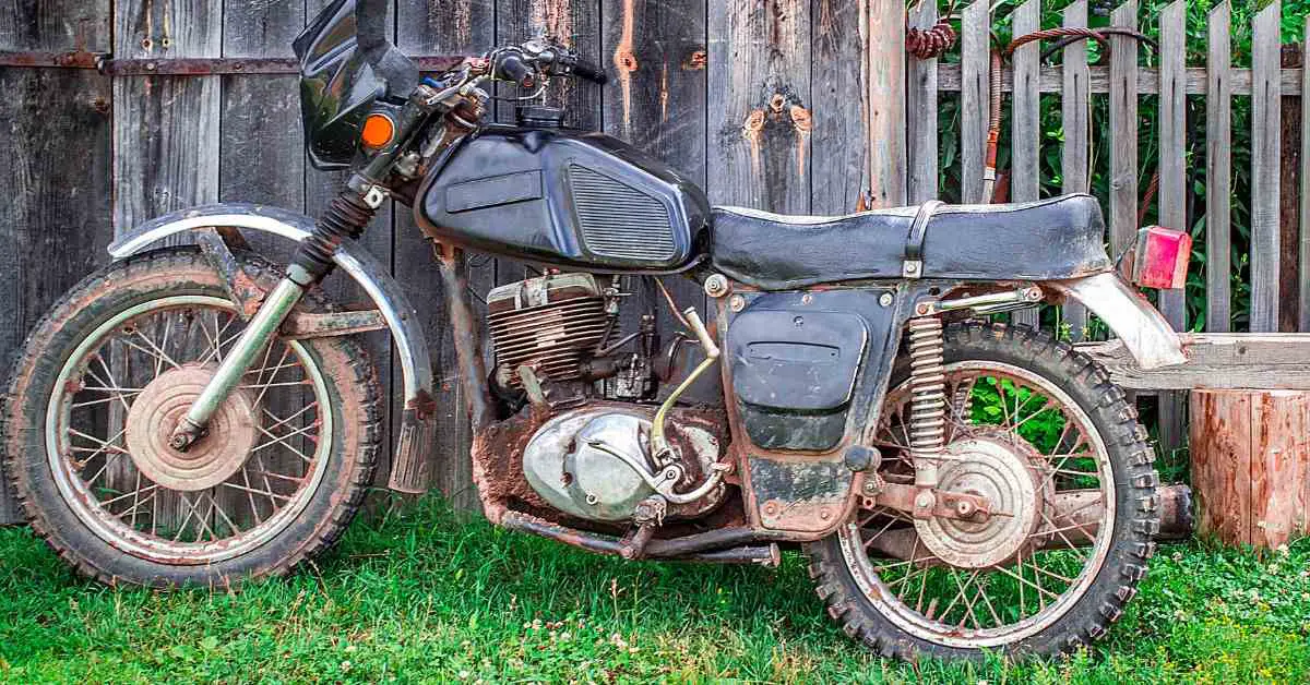 Can You Ride a Motorcycle With a Rusty Chain?